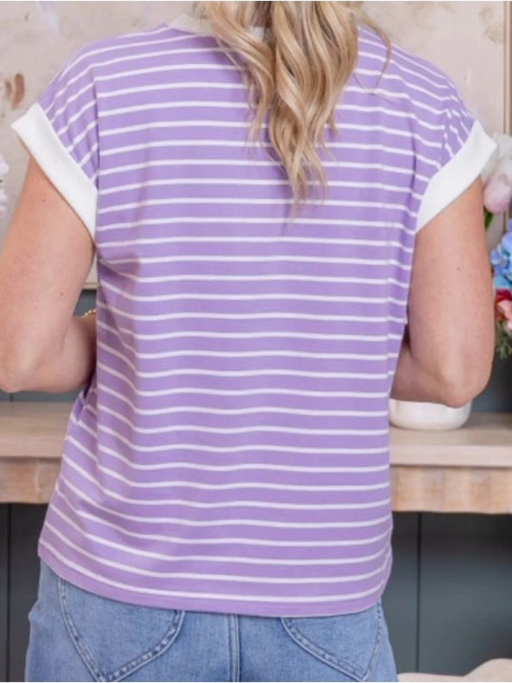 Contrast Trim Cap Sleeve Striped Lavender Tee - Women. Small